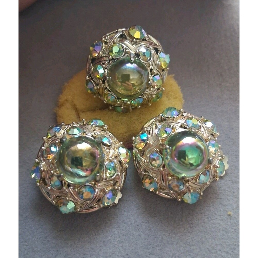 Hollycraft 1950s demi-parure green cab & AB clip on earrings & adjustable ring